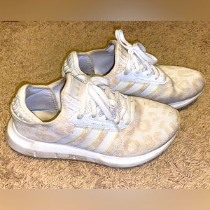 Adidas Swiftrun Tennis Shoes. Tan leopard print. Size 7.